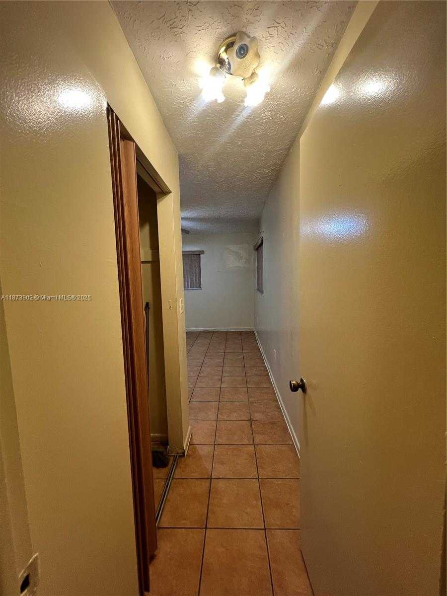 Small Image of 1581 NORTH EAST 117TH ST, Miami Number 20