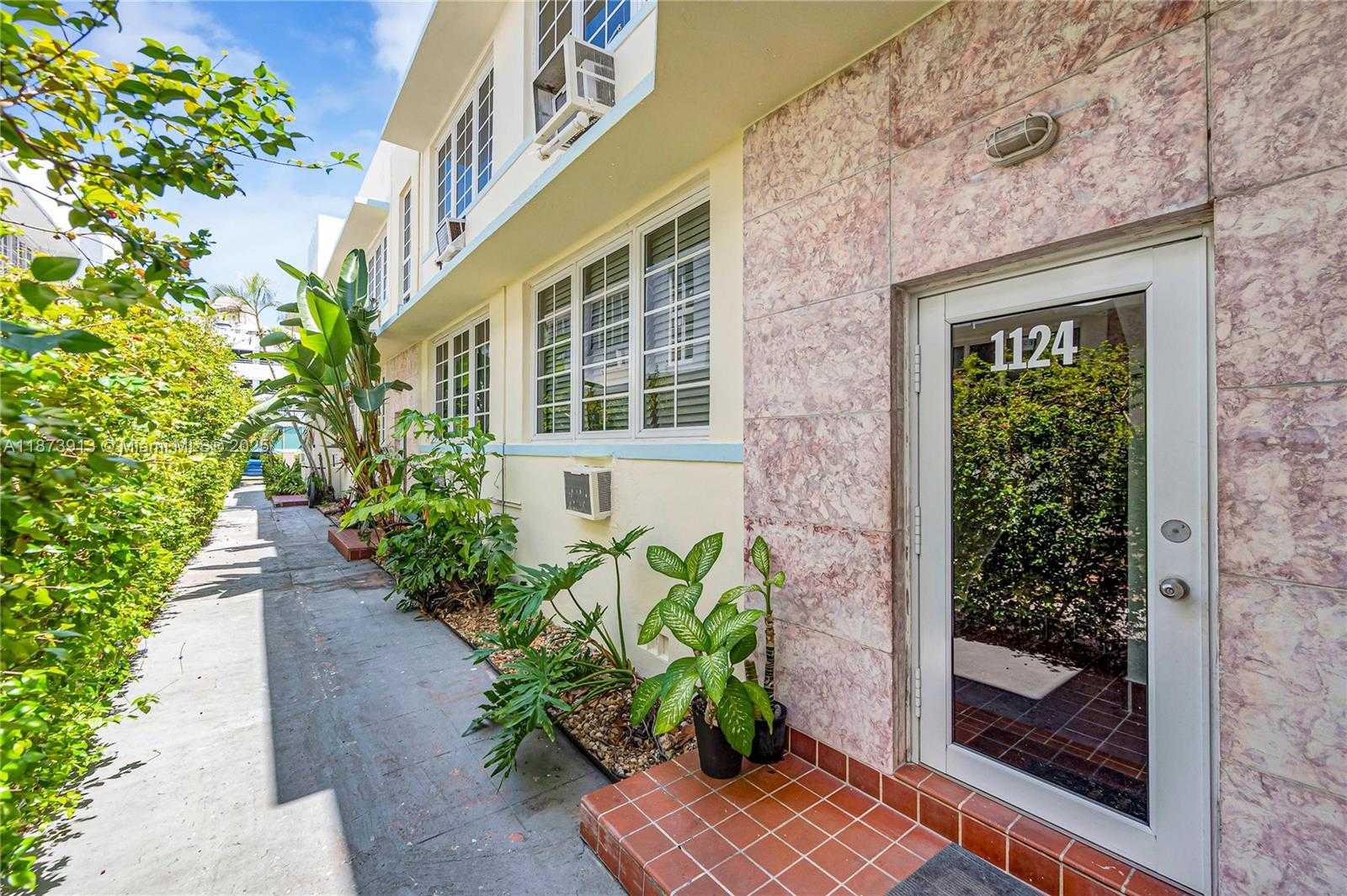 Small Image of 1124 PENNSYLVANIA AVE, Miami Beach Number 10