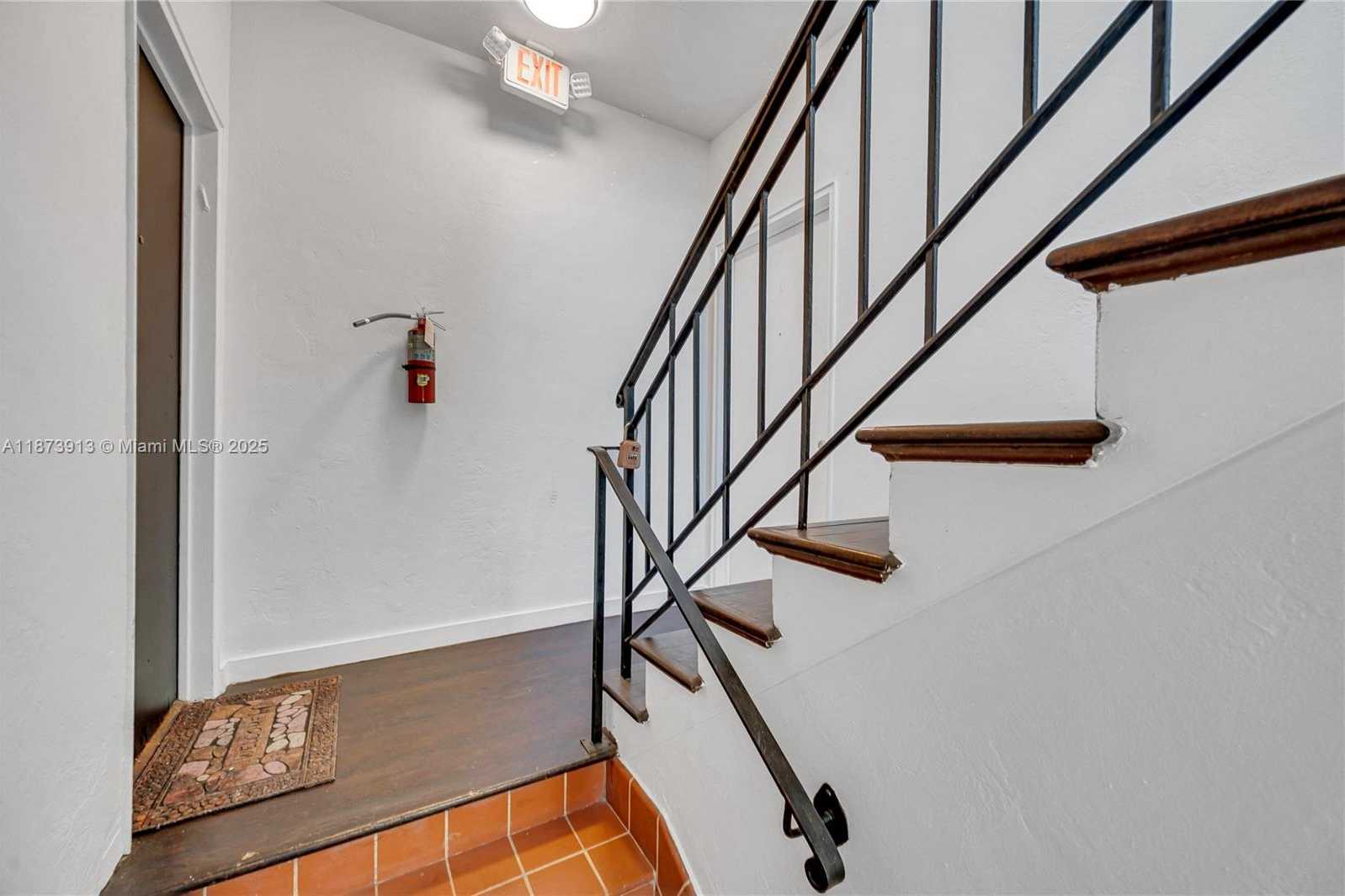 Small Image of 1124 PENNSYLVANIA AVE, Miami Beach Number 13