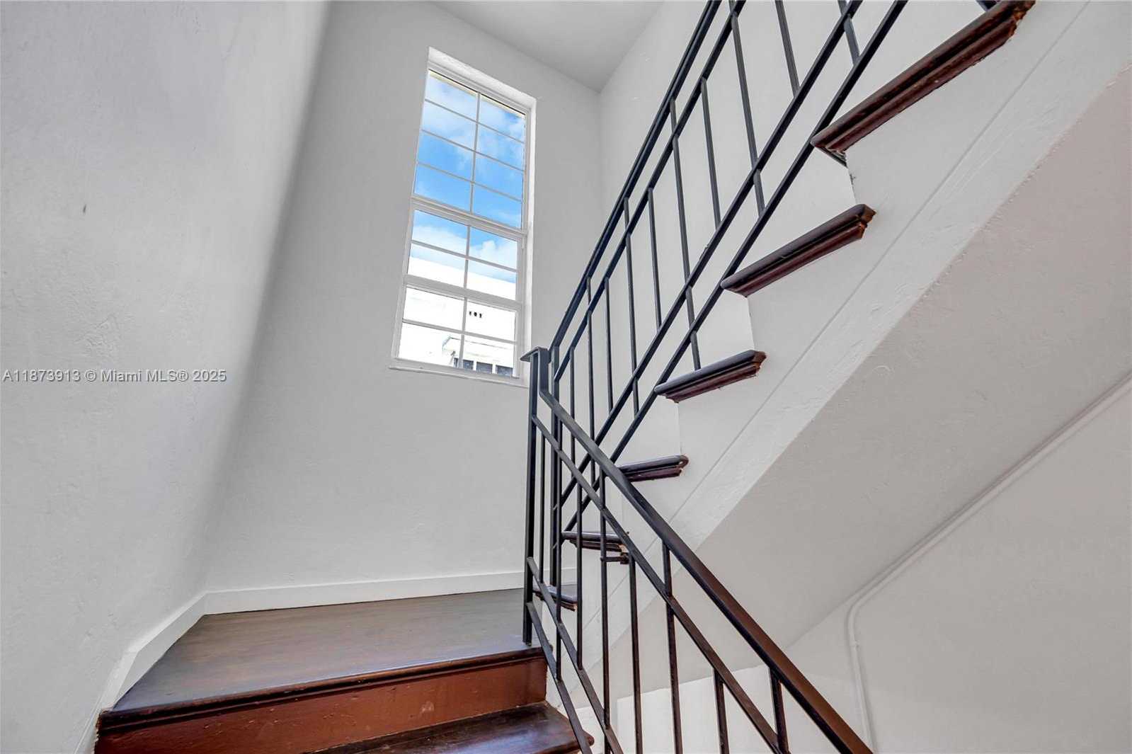 Small Image of 1124 PENNSYLVANIA AVE, Miami Beach Number 14