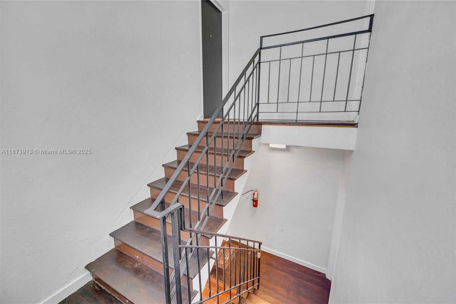 Small Image of 1124 PENNSYLVANIA AVE, Miami Beach Number 15