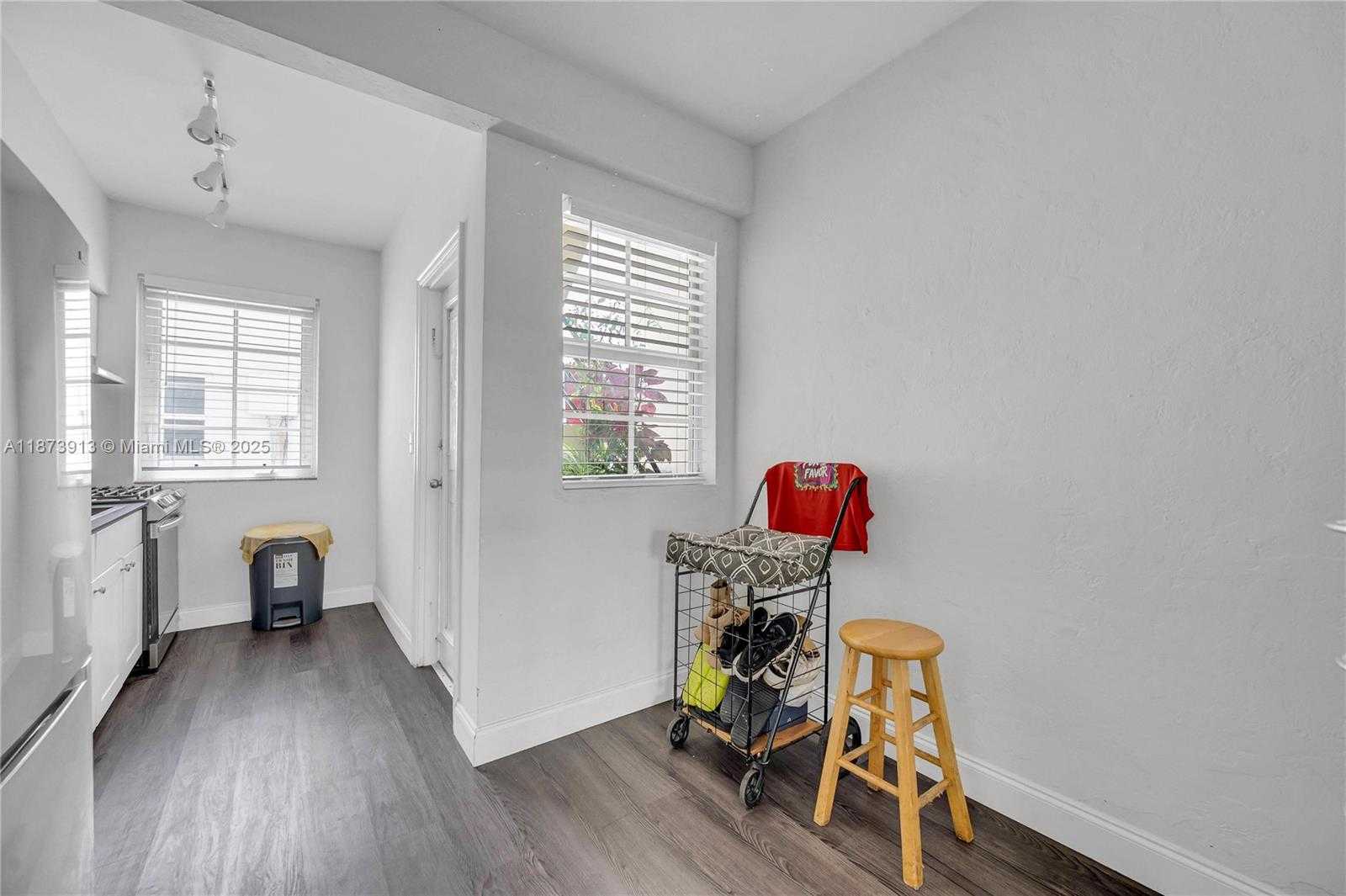 Small Image of 1124 PENNSYLVANIA AVE, Miami Beach Number 20