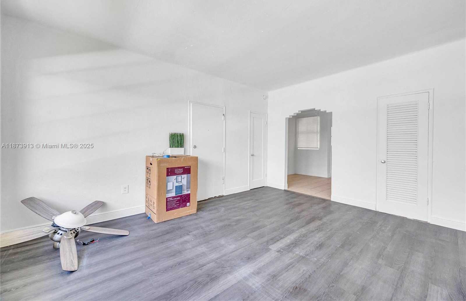 Small Image of 1124 PENNSYLVANIA AVE, Miami Beach Number 23