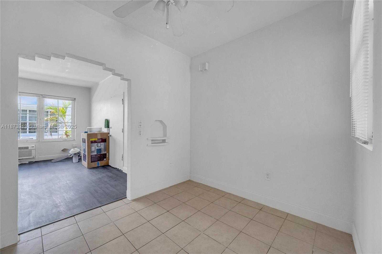 Small Image of 1124 PENNSYLVANIA AVE, Miami Beach Number 26