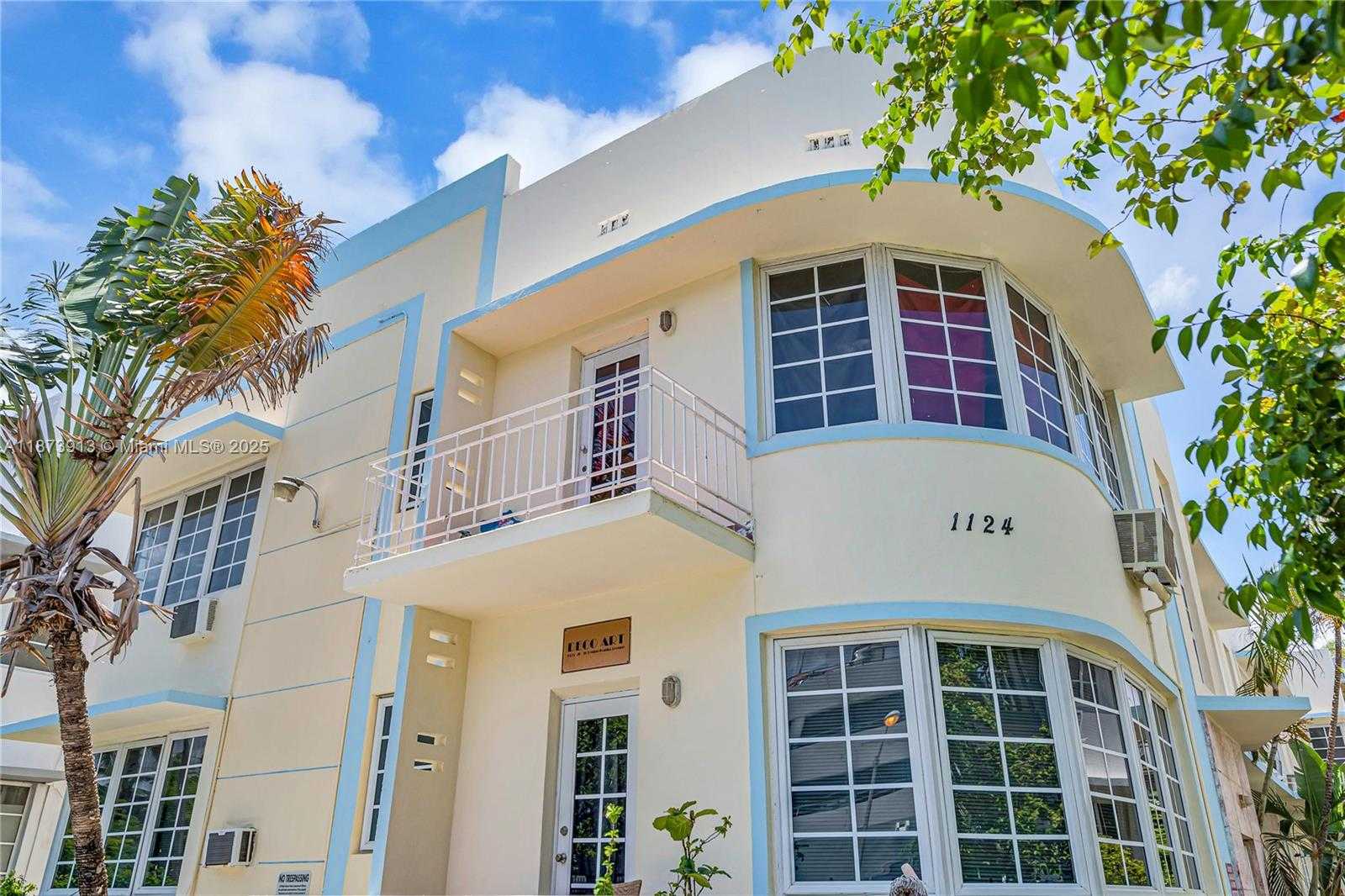 Small Image of 1124 PENNSYLVANIA AVE, Miami Beach Number 4