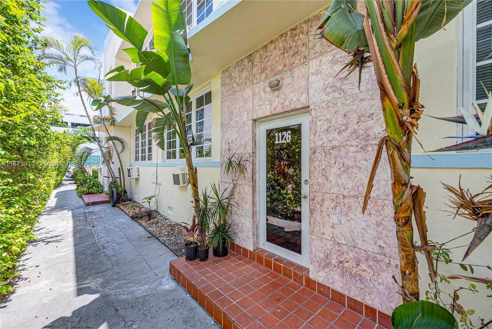 Small Image of 1124 PENNSYLVANIA AVE, Miami Beach Number 7