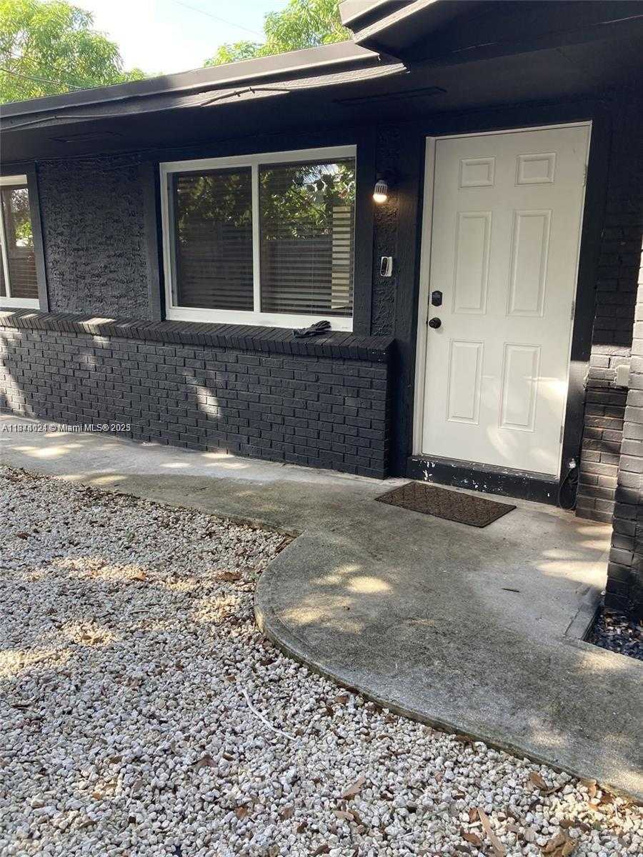 Small Image of 6132 SOUTH WEST 39TH ST #2, Miramar Number 19
