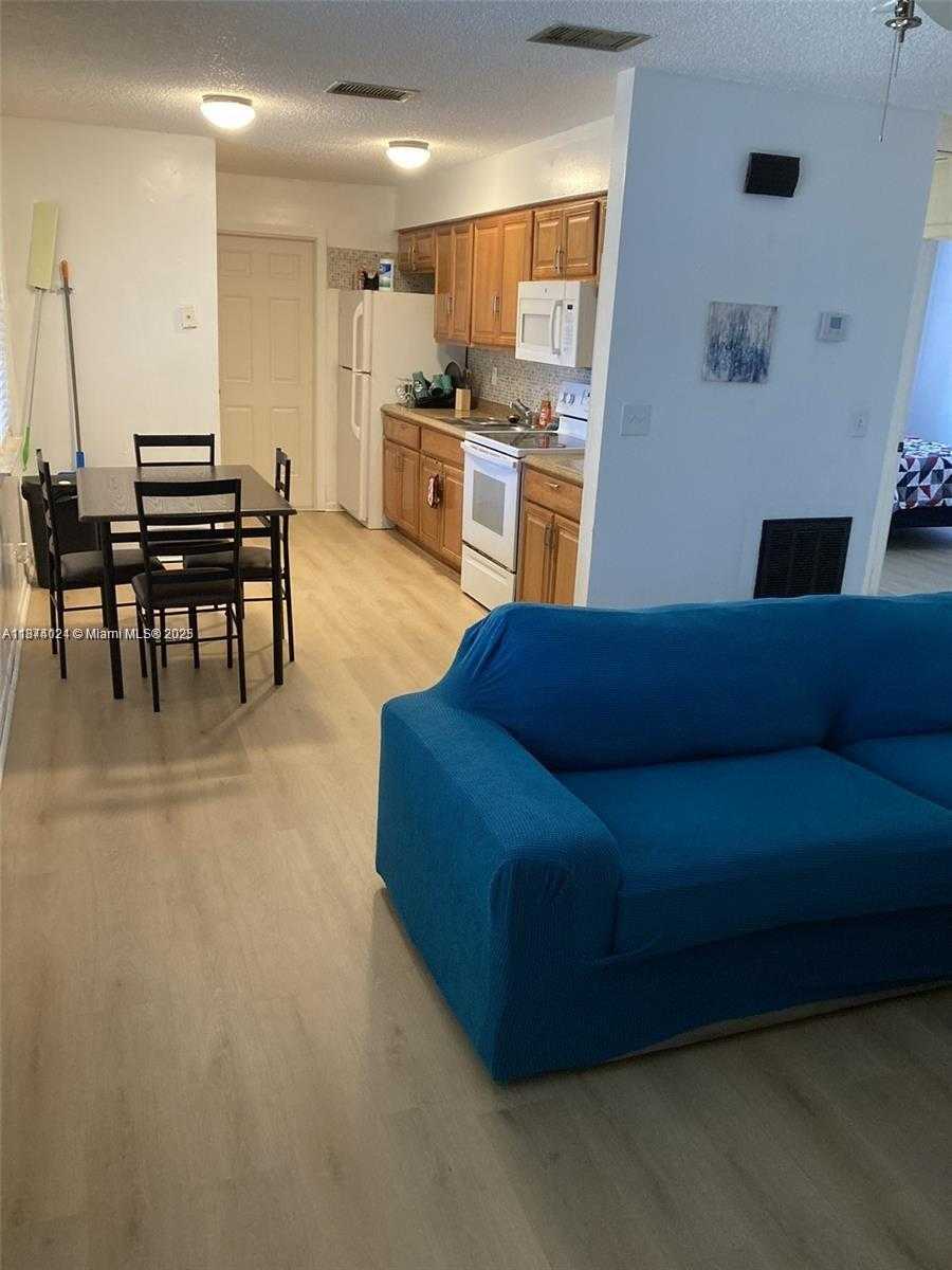 Small Image of 6132 SOUTH WEST 39TH ST #2, Miramar Number 24