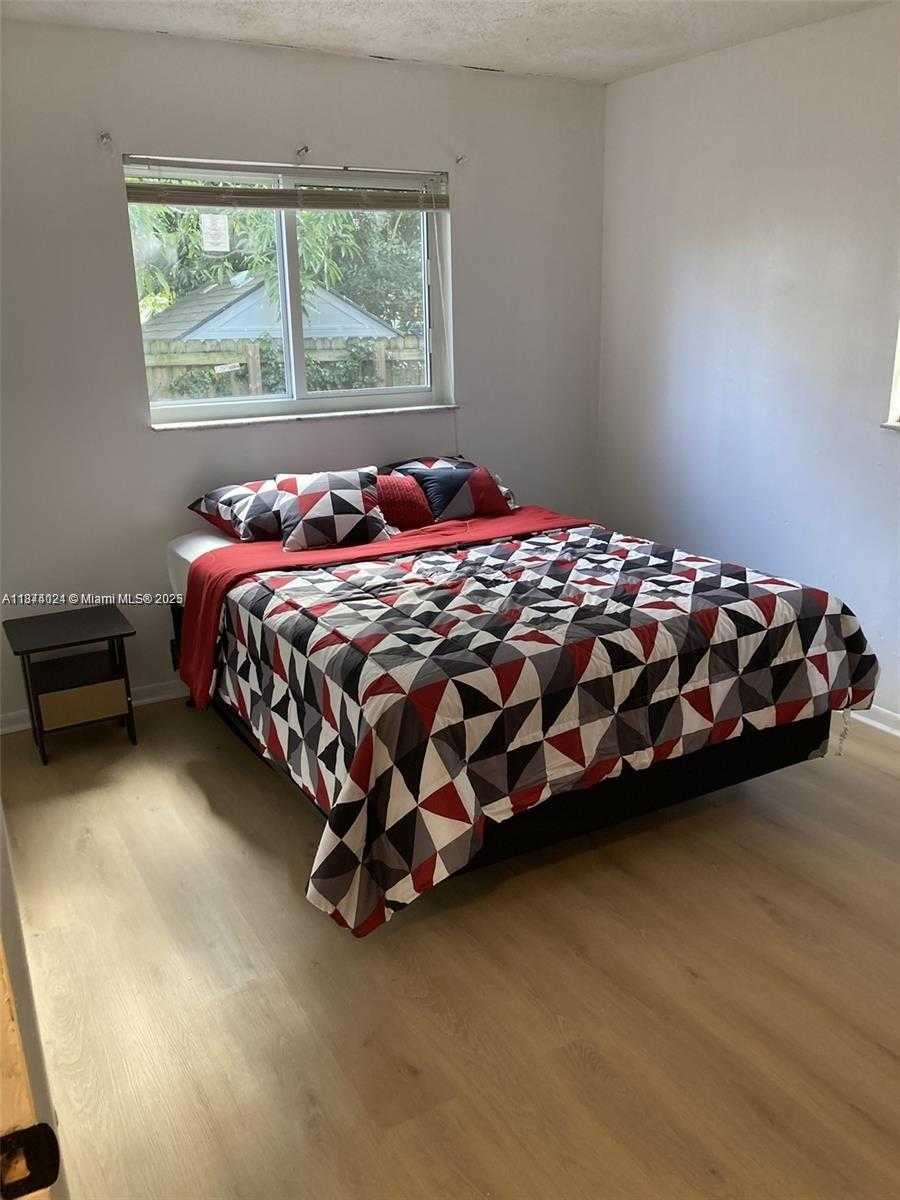 Small Image of 6132 SOUTH WEST 39TH ST #2, Miramar Number 26