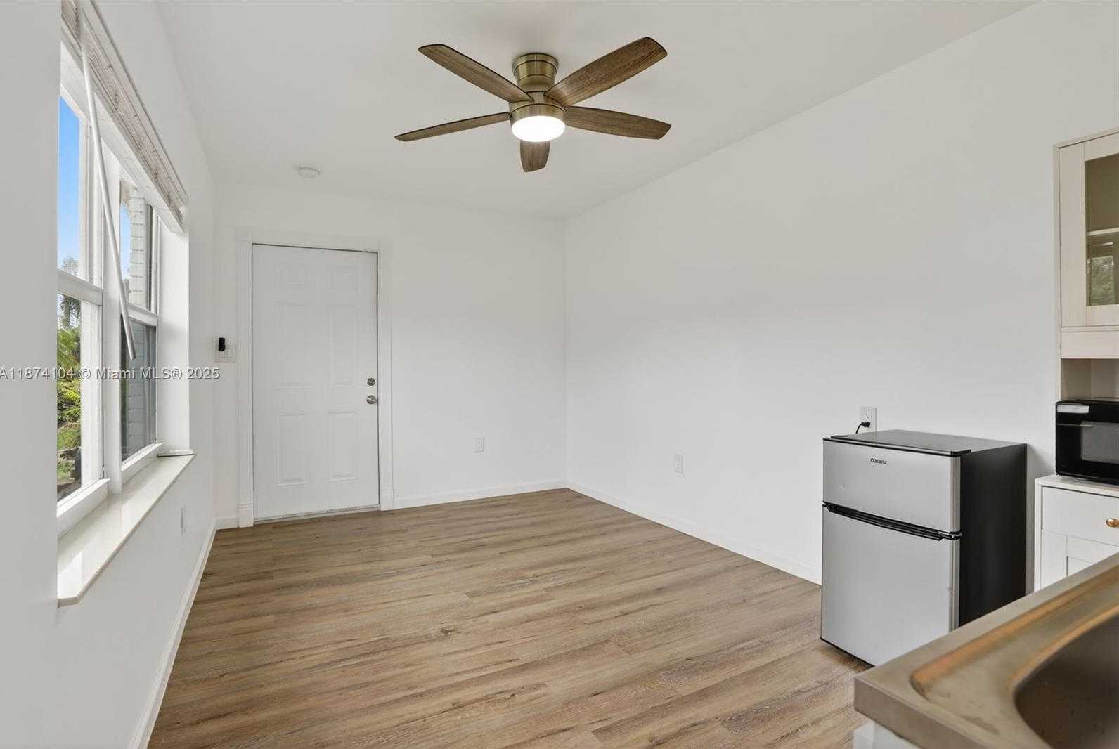 Small Image of 920 SOUTH WEST 30TH ST #3, Fort Lauderdale Number 10