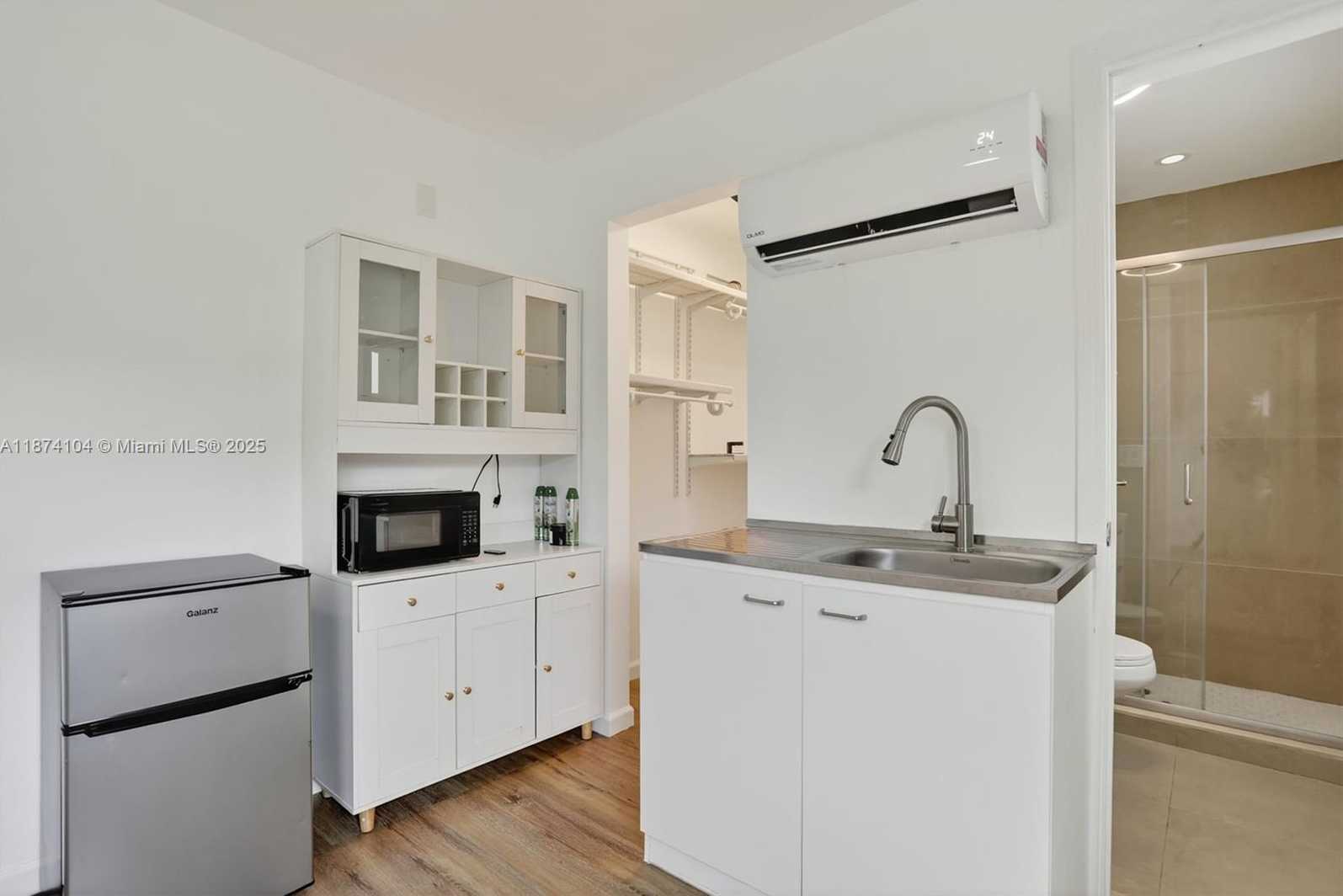 Small Image of 920 SOUTH WEST 30TH ST #3, Fort Lauderdale Number 11