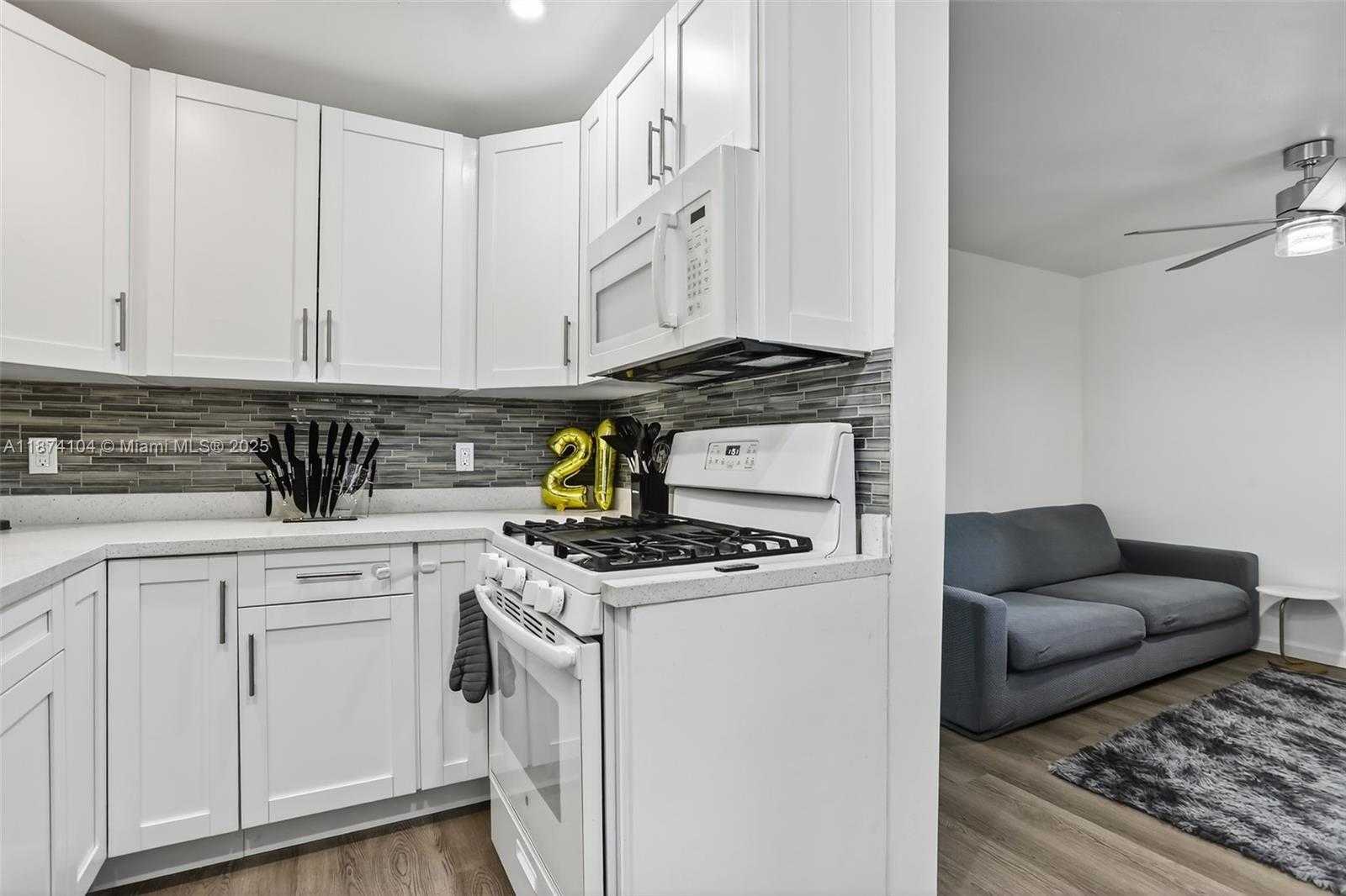 Small Image of 920 SOUTH WEST 30TH ST #3, Fort Lauderdale Number 19