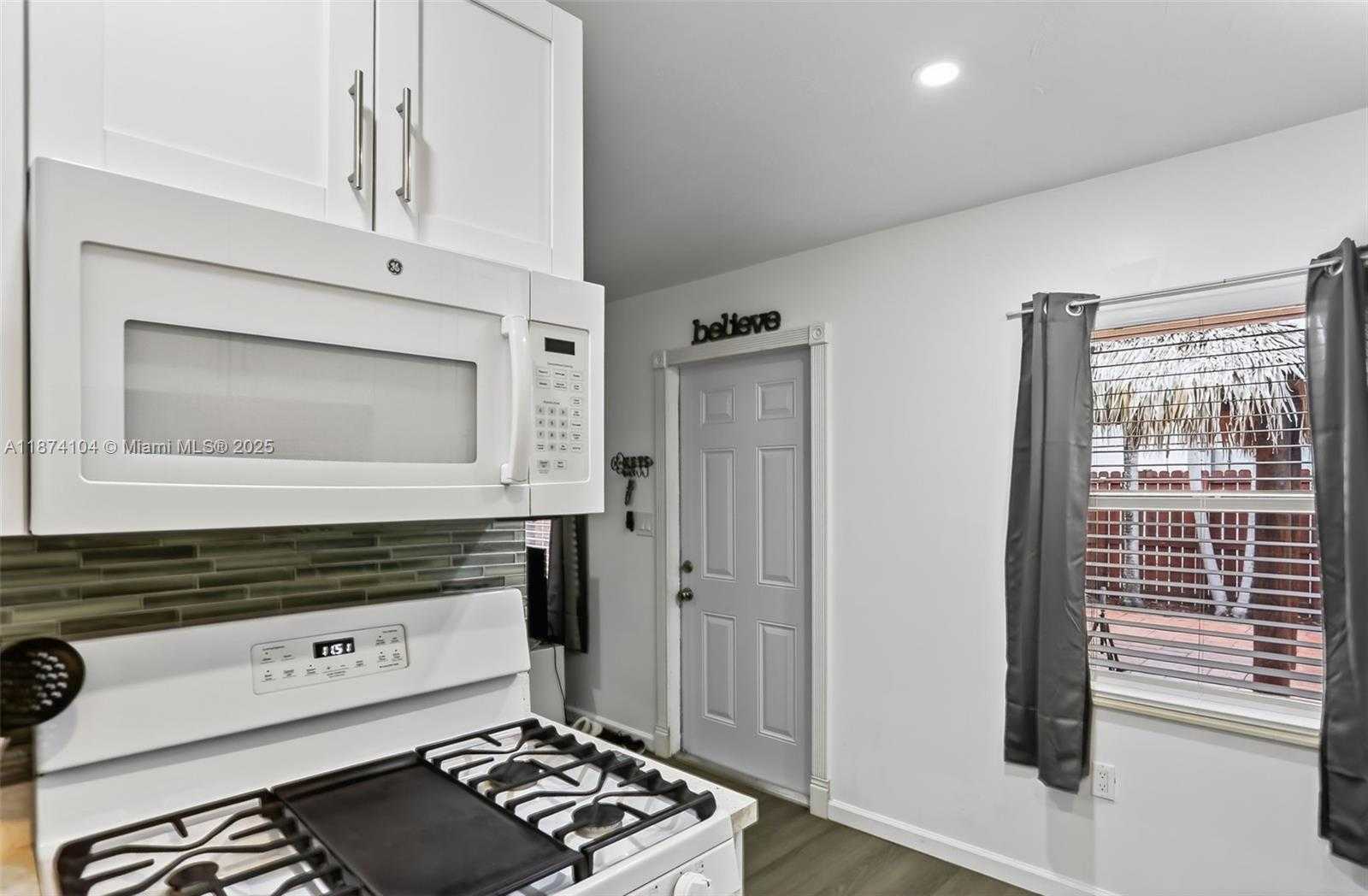 Small Image of 920 SOUTH WEST 30TH ST #3, Fort Lauderdale Number 20