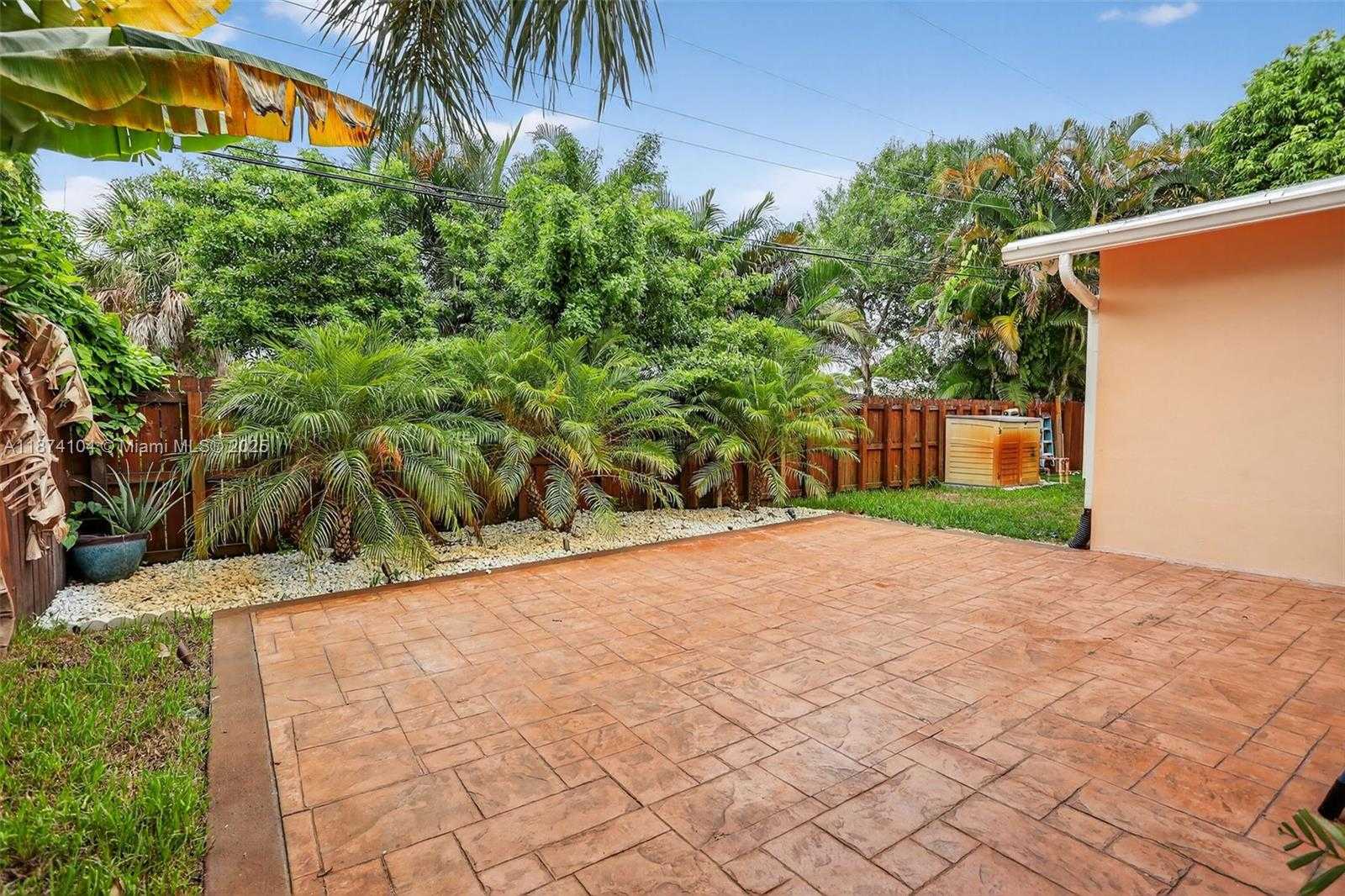 Small Image of 920 SOUTH WEST 30TH ST #3, Fort Lauderdale Number 42