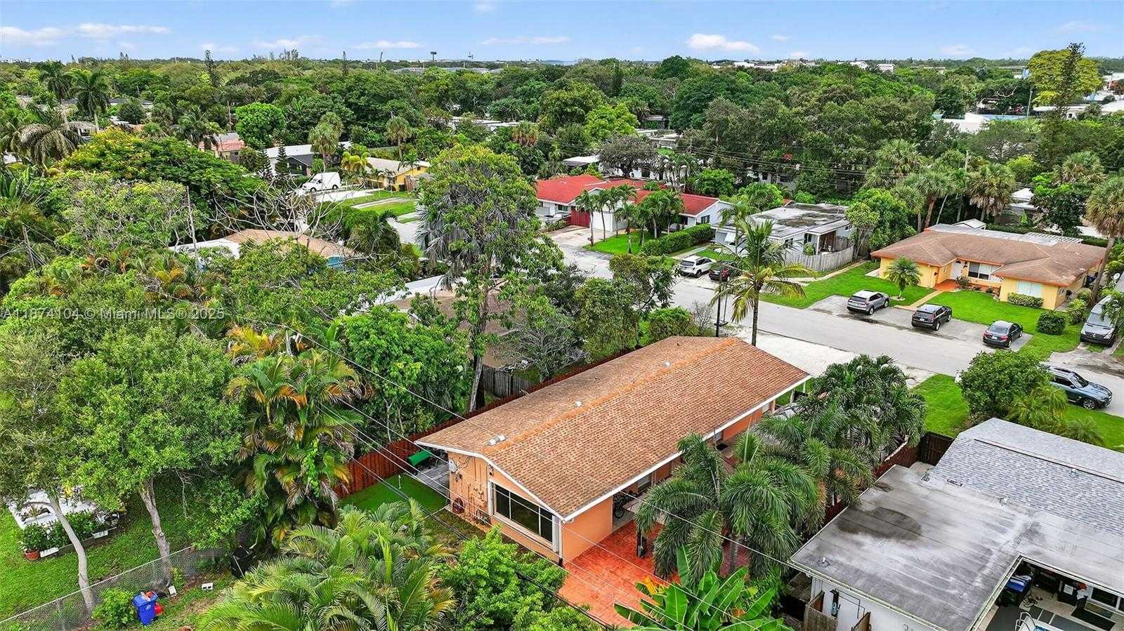Small Image of 920 SOUTH WEST 30TH ST #3, Fort Lauderdale Number 49