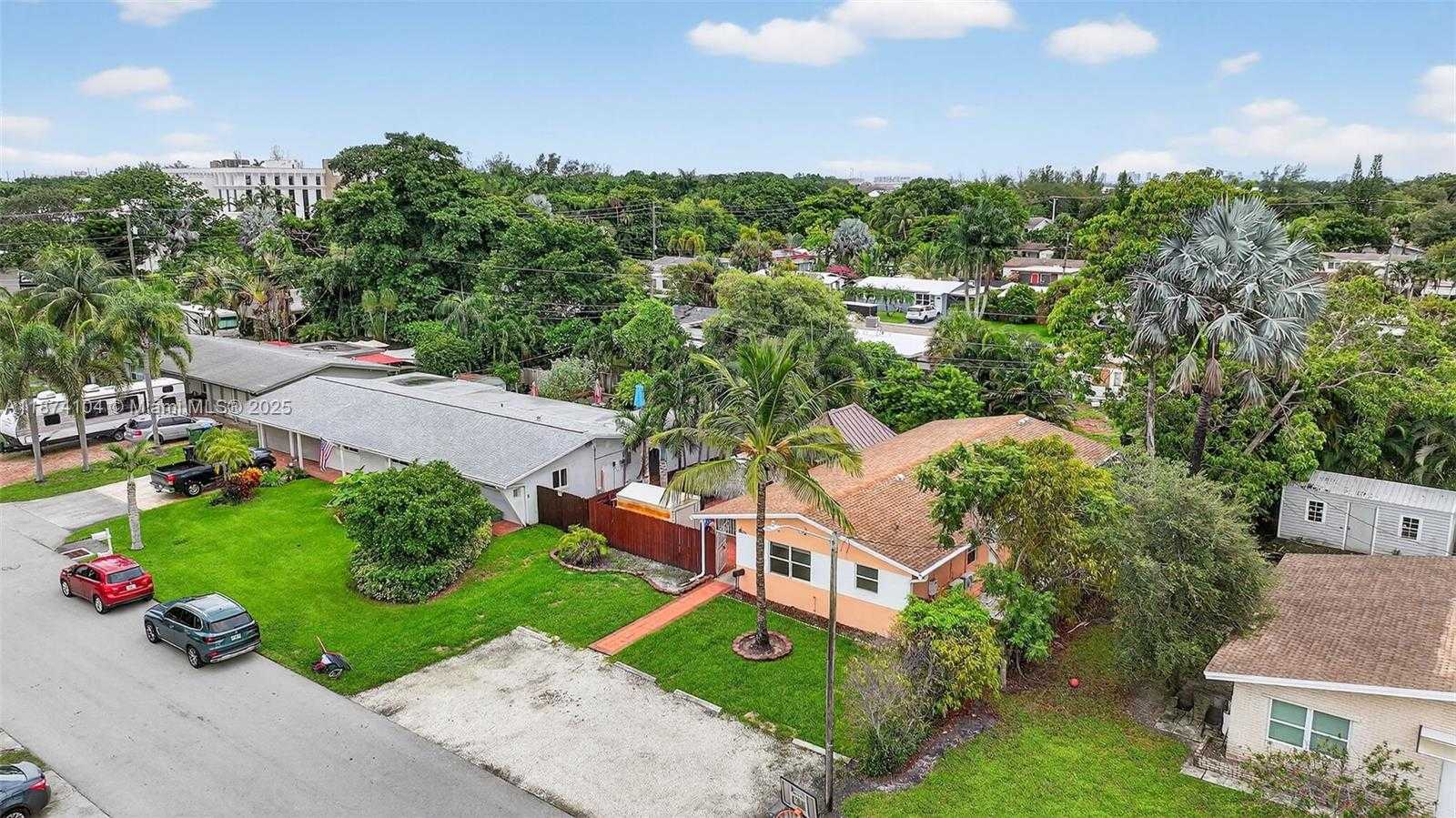 Small Image of 920 SOUTH WEST 30TH ST #3, Fort Lauderdale Number 50