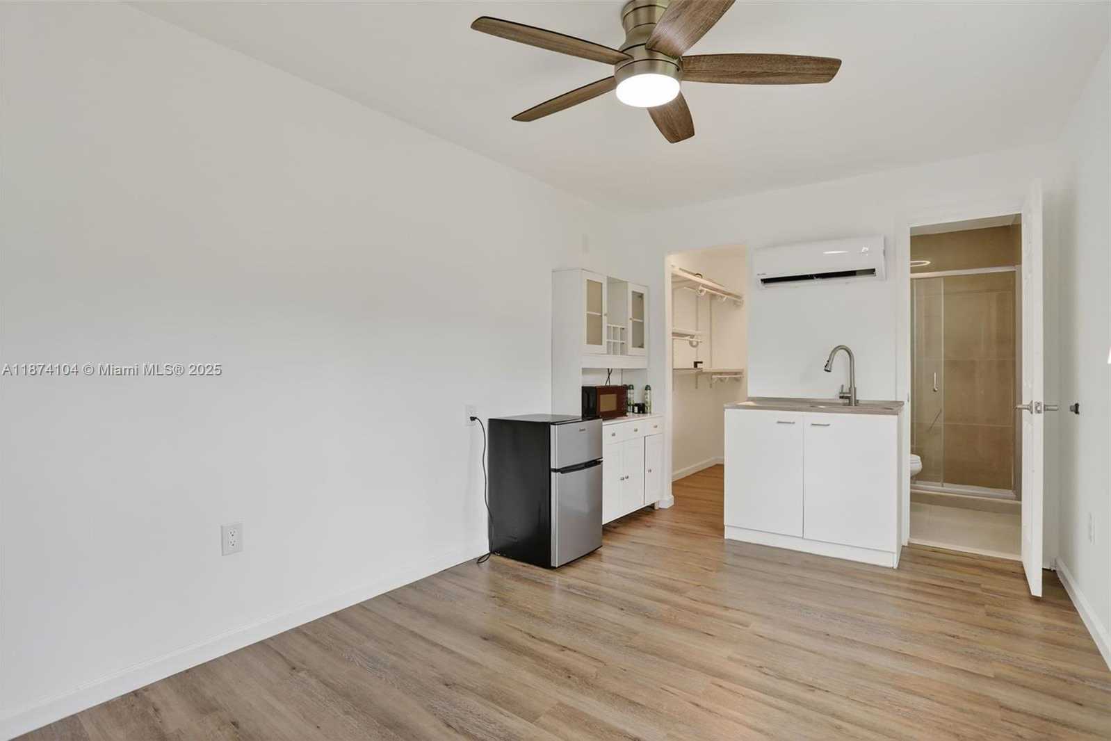 Small Image of 920 SOUTH WEST 30TH ST #3, Fort Lauderdale Number 7