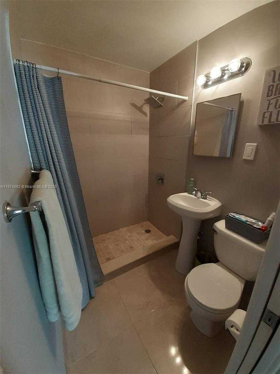 Small Image of 9360 SOUTH WEST 37TH ST #3, Miami Number 10
