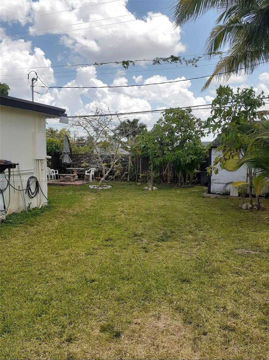 Small Image of 9360 SOUTH WEST 37TH ST #3, Miami Number 11
