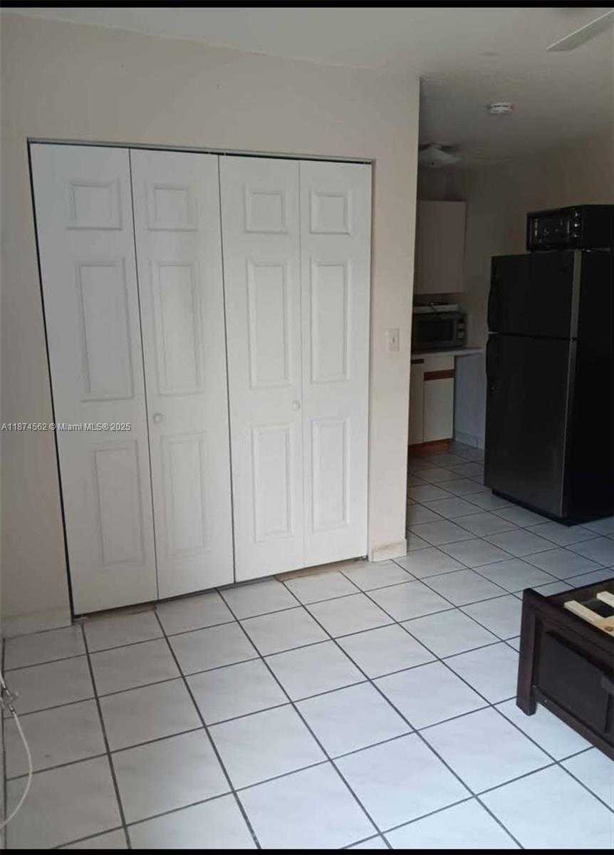 Small Image of 9360 SOUTH WEST 37TH ST #3, Miami Number 13
