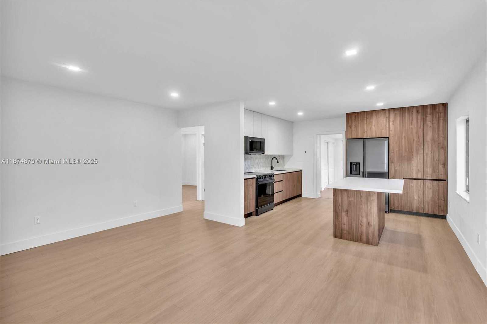 Small Image of 1123 NORTH EAST 1ST AVE #2, Fort Lauderdale Number 11