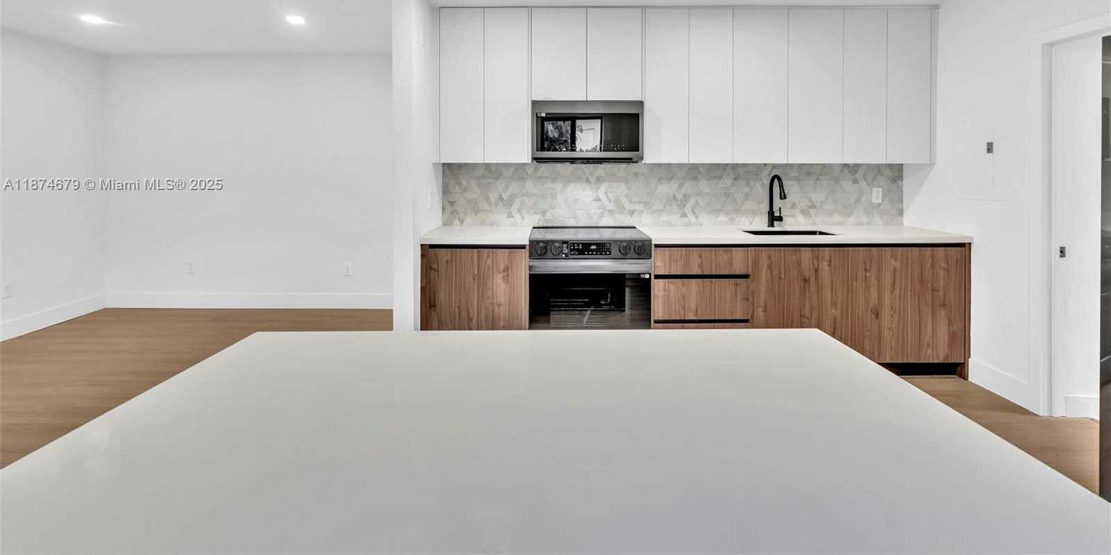 Small Image of 1123 NORTH EAST 1ST AVE #2, Fort Lauderdale Number 20