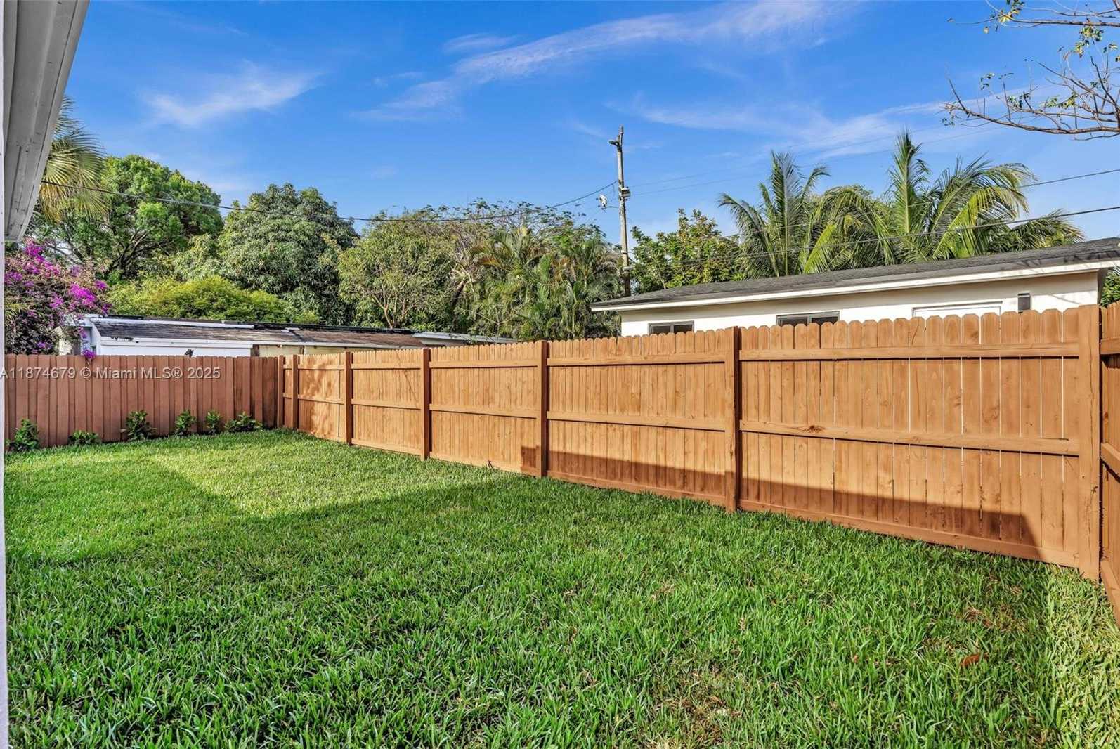 Small Image of 1123 NORTH EAST 1ST AVE #2, Fort Lauderdale Number 24