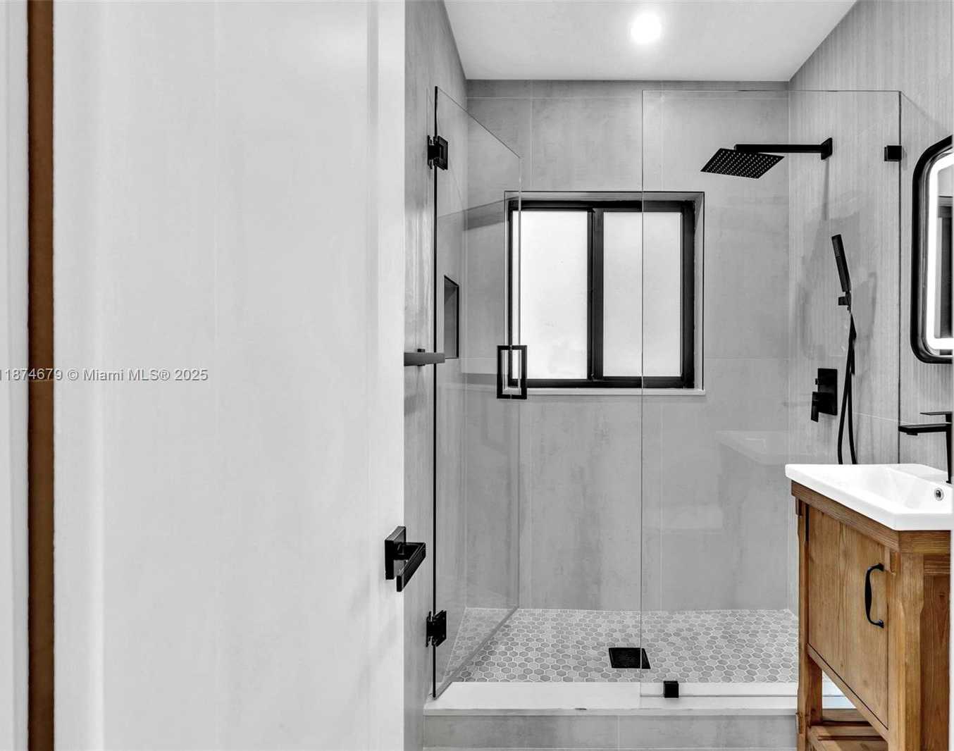 Small Image of 1123 NORTH EAST 1ST AVE #2, Fort Lauderdale Number 38