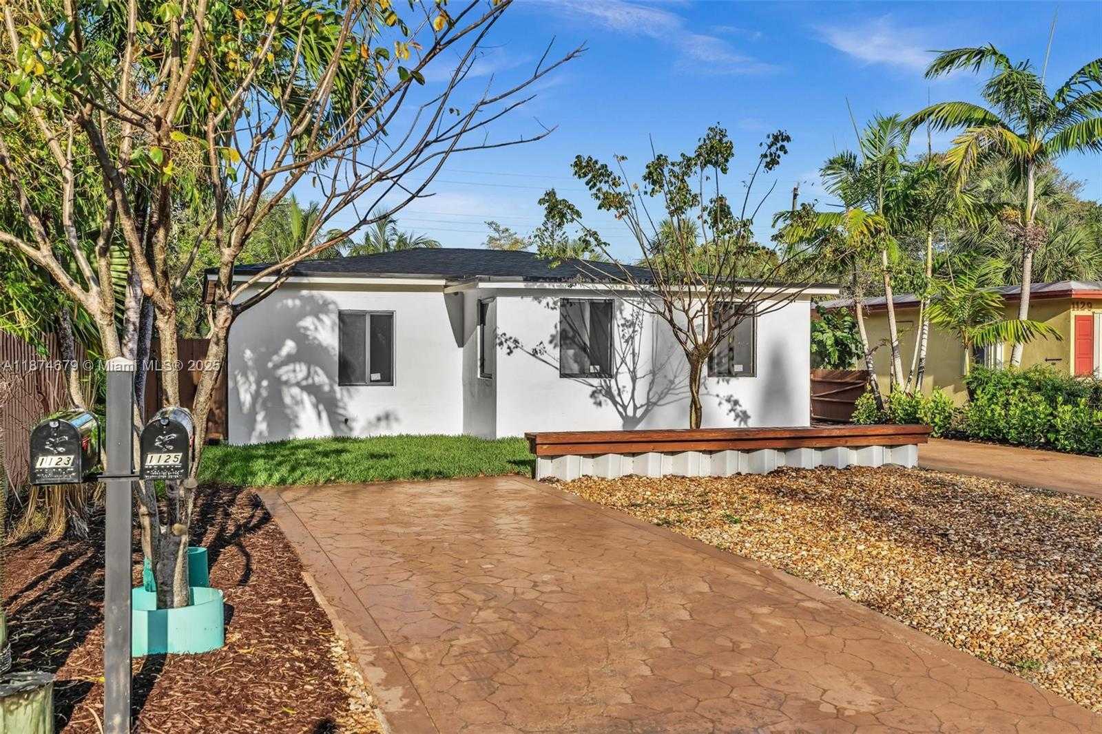 Small Image of 1123 NORTH EAST 1ST AVE #2, Fort Lauderdale Number 4
