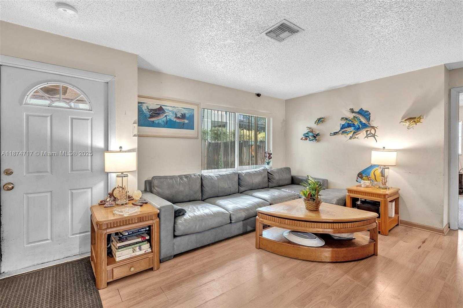 Small Image of 312 SOUTH WEST 9TH ST, Fort Lauderdale Number 17