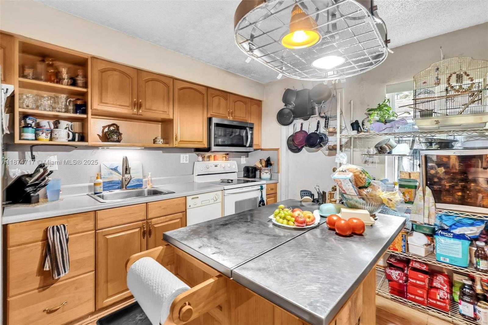 Small Image of 312 SOUTH WEST 9TH ST, Fort Lauderdale Number 21