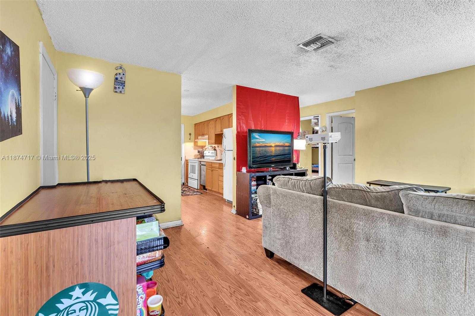 Small Image of 312 SOUTH WEST 9TH ST, Fort Lauderdale Number 34