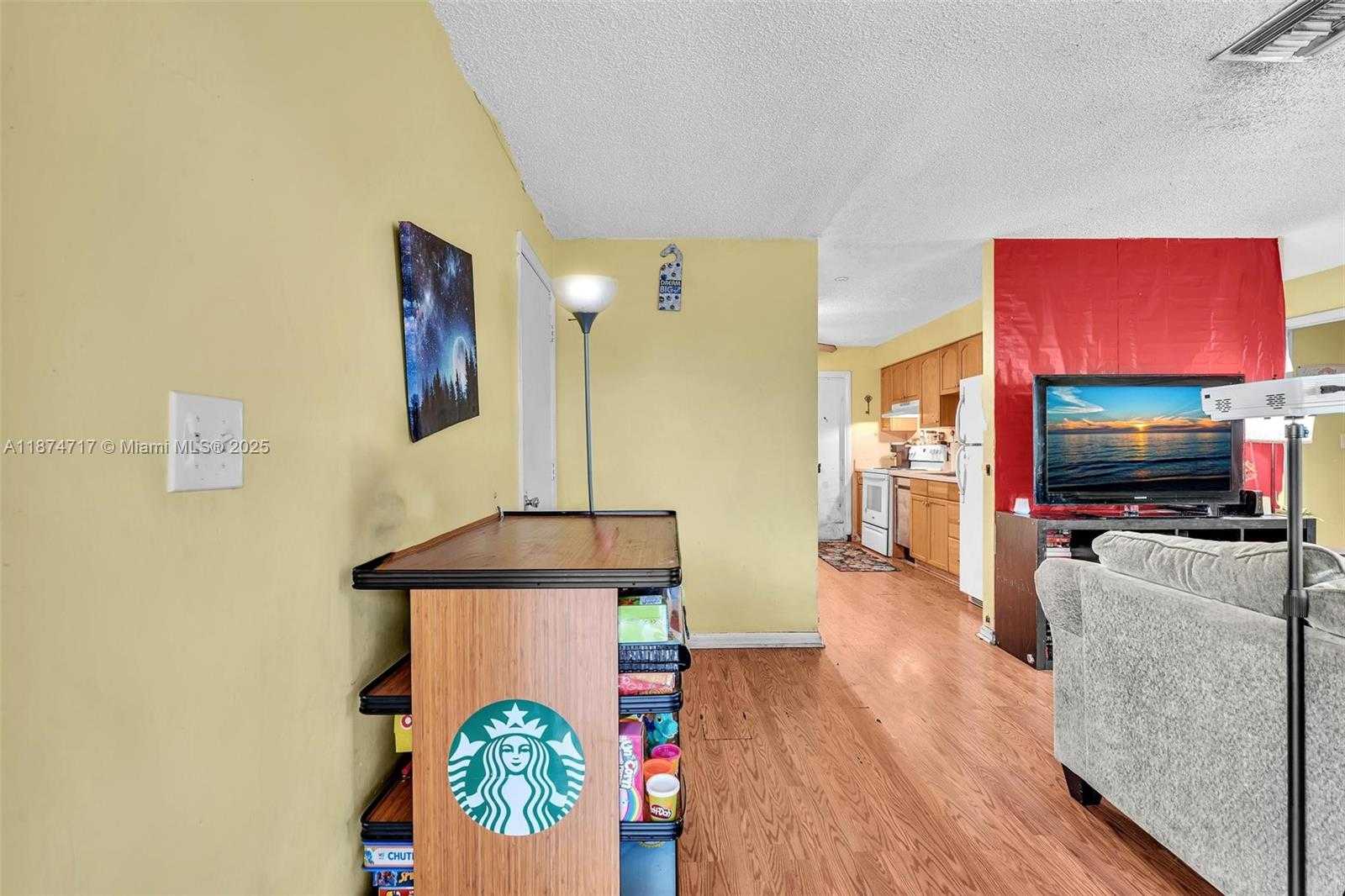 Small Image of 312 SOUTH WEST 9TH ST, Fort Lauderdale Number 35