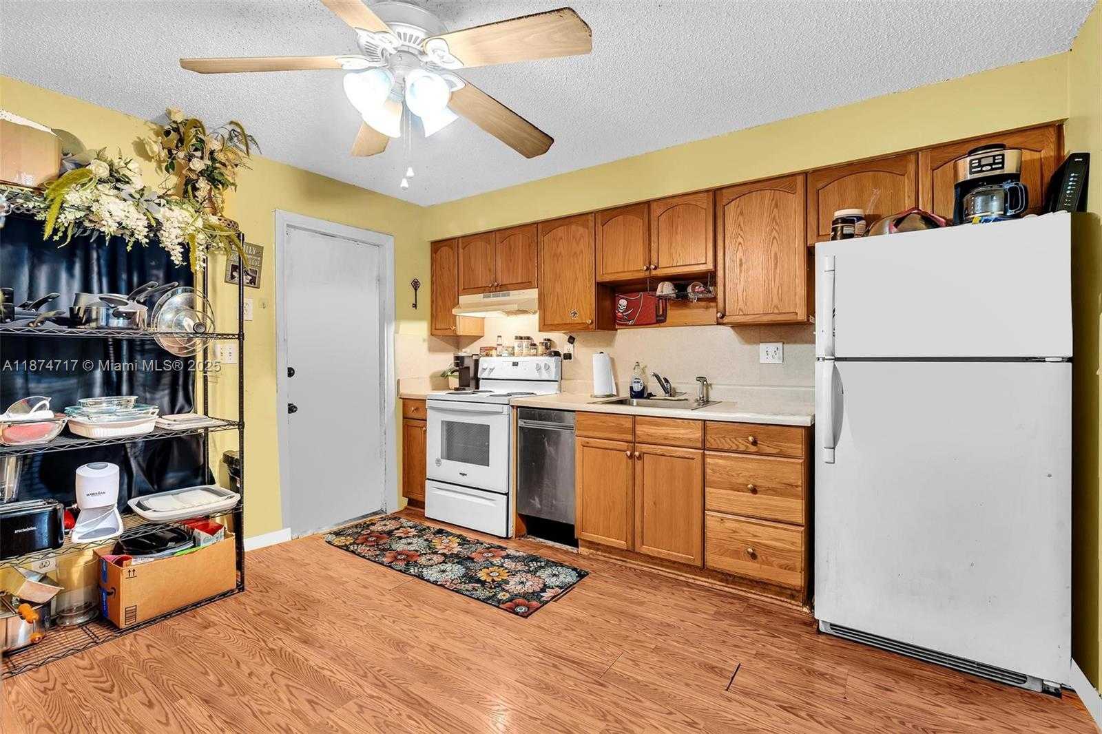 Small Image of 312 SOUTH WEST 9TH ST, Fort Lauderdale Number 42