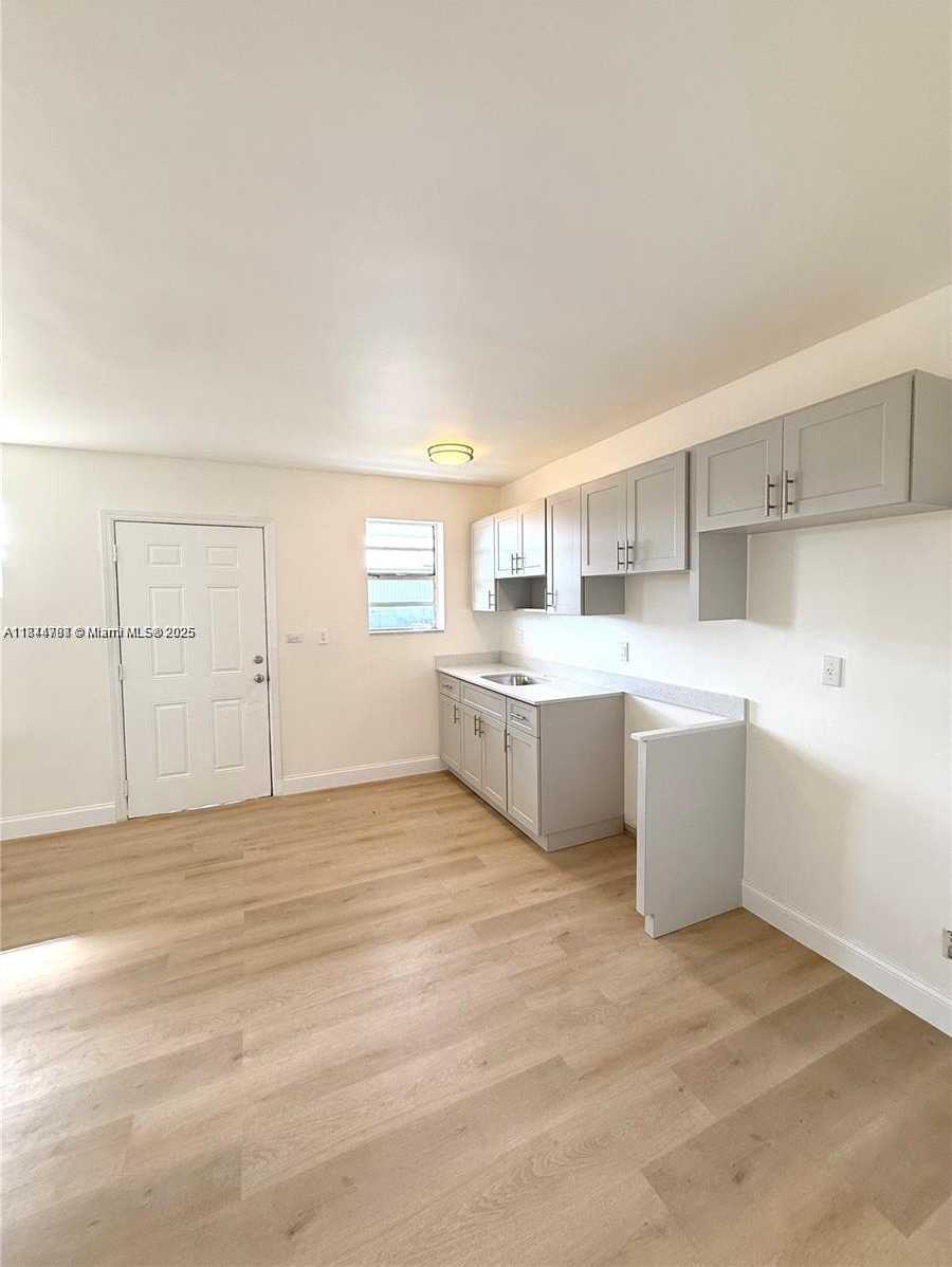 Small Image of Cutler Bay Number 3