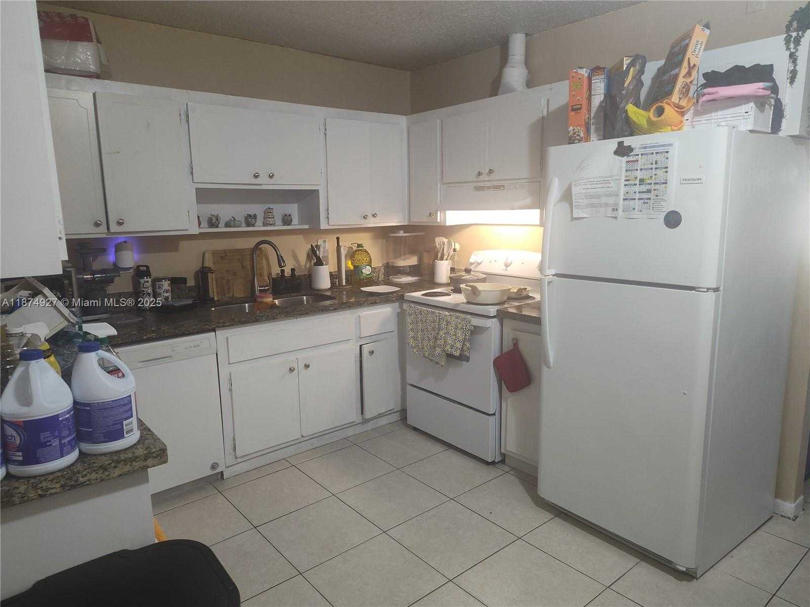 Small Image of 1938 NORTH EAST 47TH ST, Pompano Beach Number 4