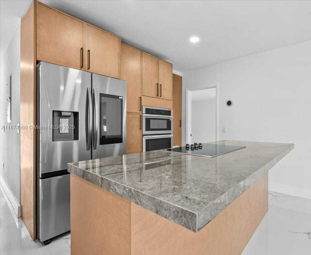Small Image of 3389 NORTH WEST 14TH AVE #2, Miami Number 4