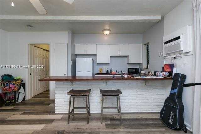 Small Image of 1717 NORTH EAST 12TH ST #6, Fort Lauderdale Number 28