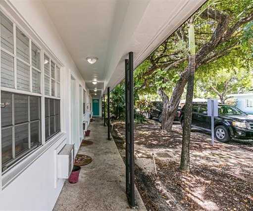 Small Image of 1717 NORTH EAST 12TH ST #6, Fort Lauderdale Number 4