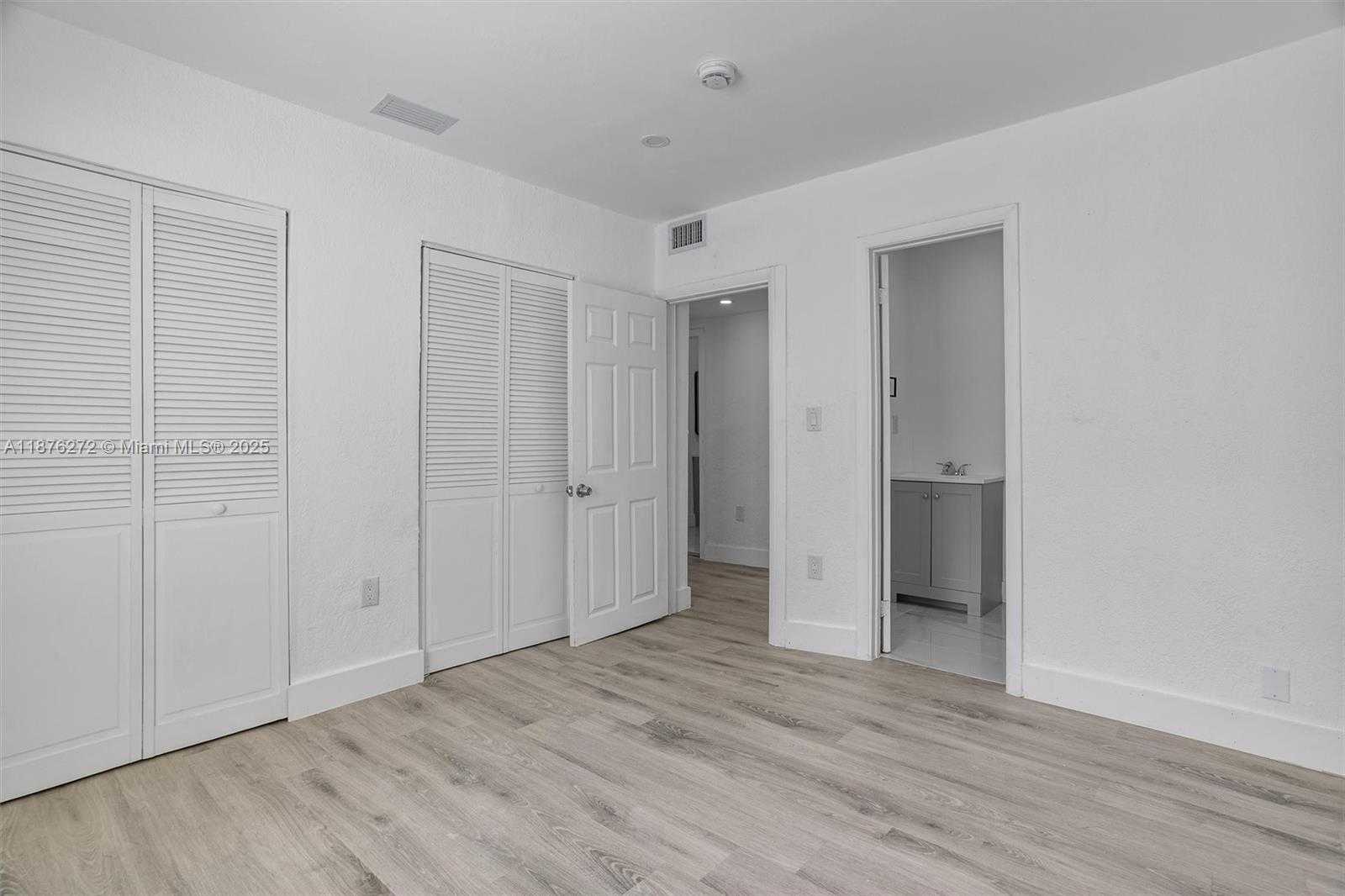 Small Image of 1601 NORTH WEST 50TH ST #2, Miami Number 40