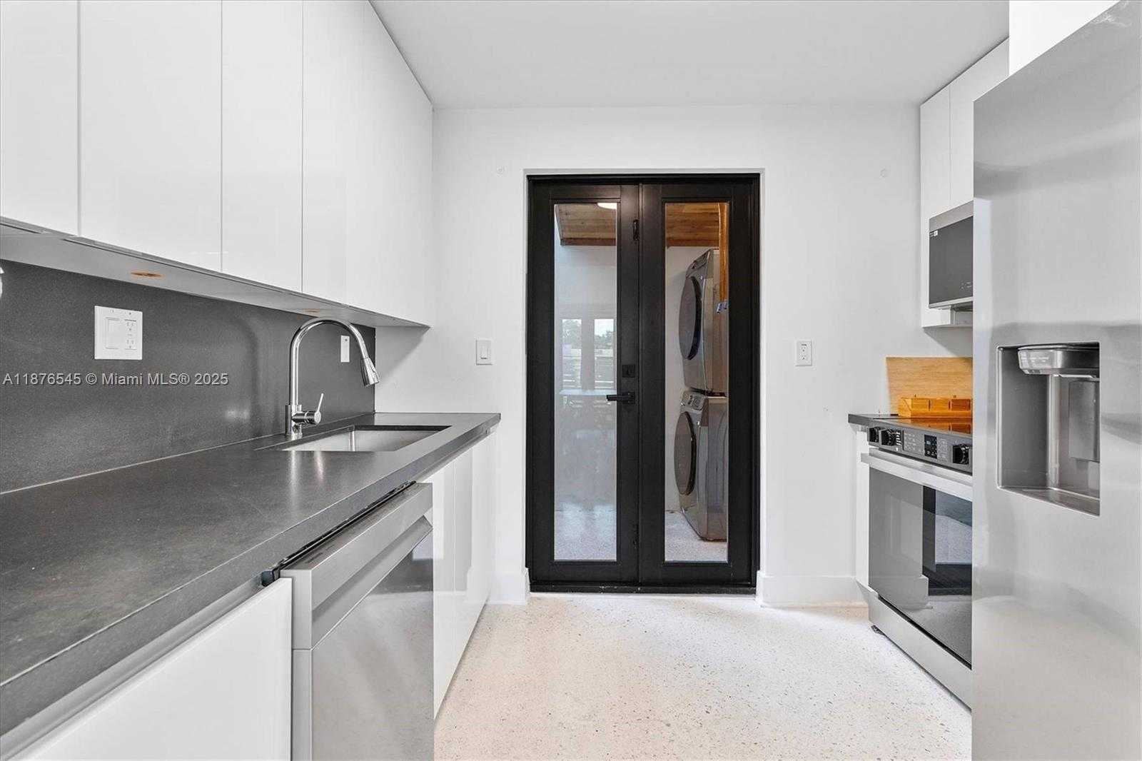 Small Image of 1076 NW 55th St, Miami, FL 33127, USA Number 24