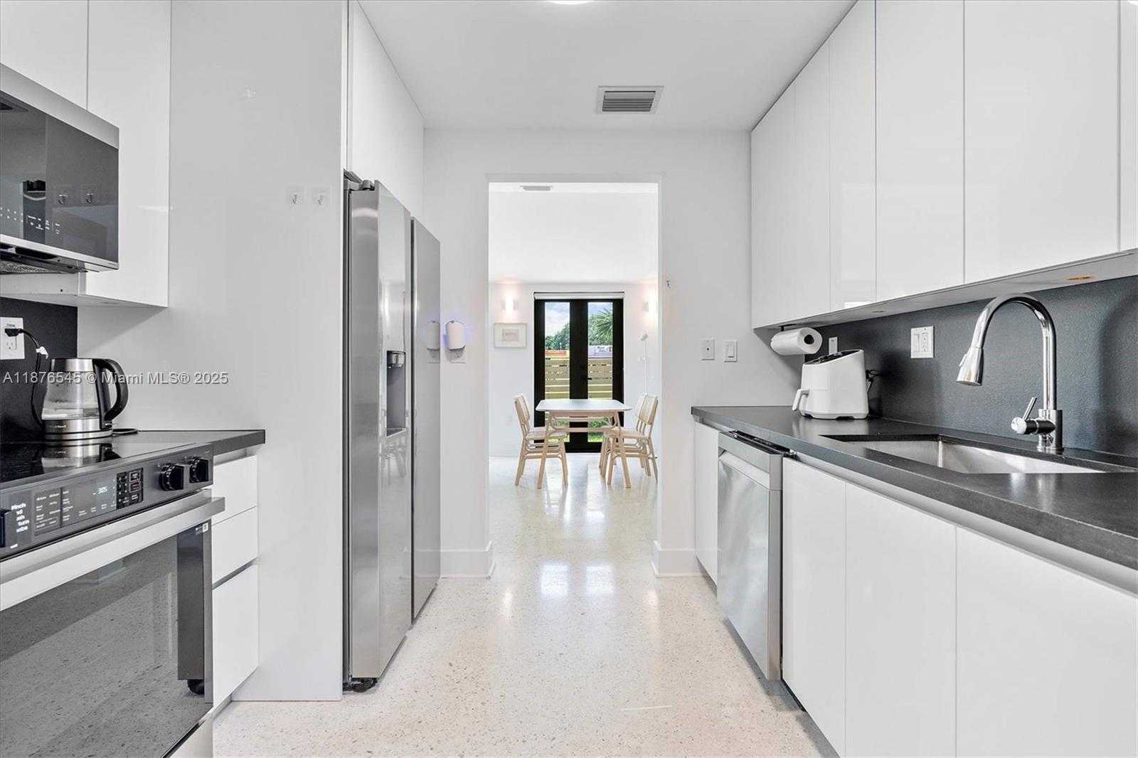 Small Image of 1076 NW 55th St, Miami, FL 33127, USA Number 26