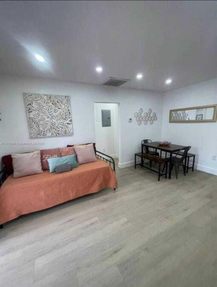 Small Image of 7814 NORTH WEST 5TH CT #2, Miami Number 19