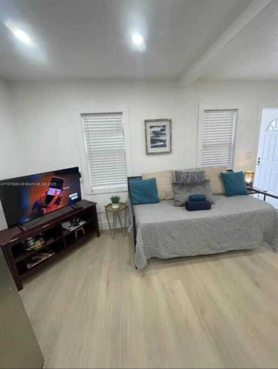 Small Image of 7814 NORTH WEST 5TH CT #2, Miami Number 20
