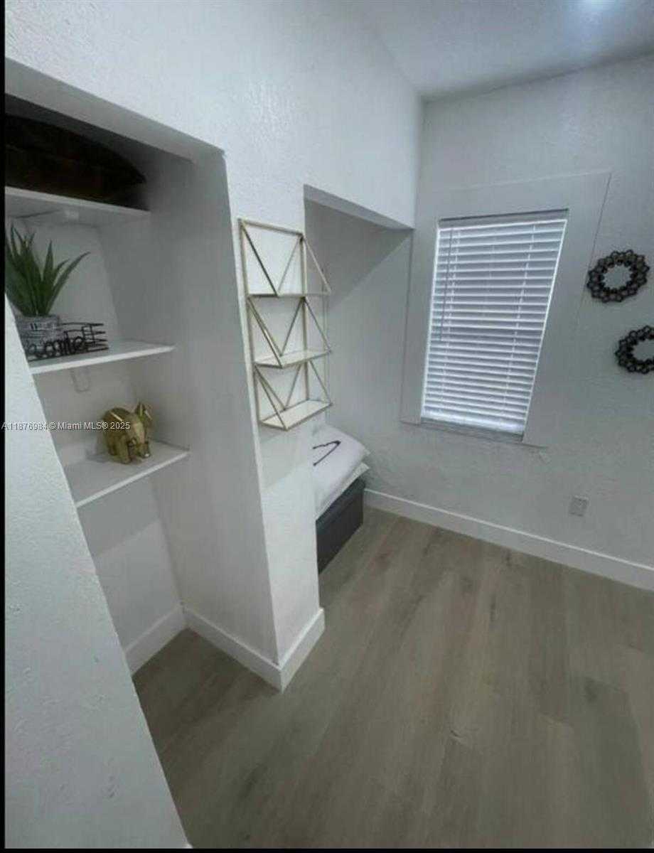 Small Image of 7814 NORTH WEST 5TH CT #2, Miami Number 21