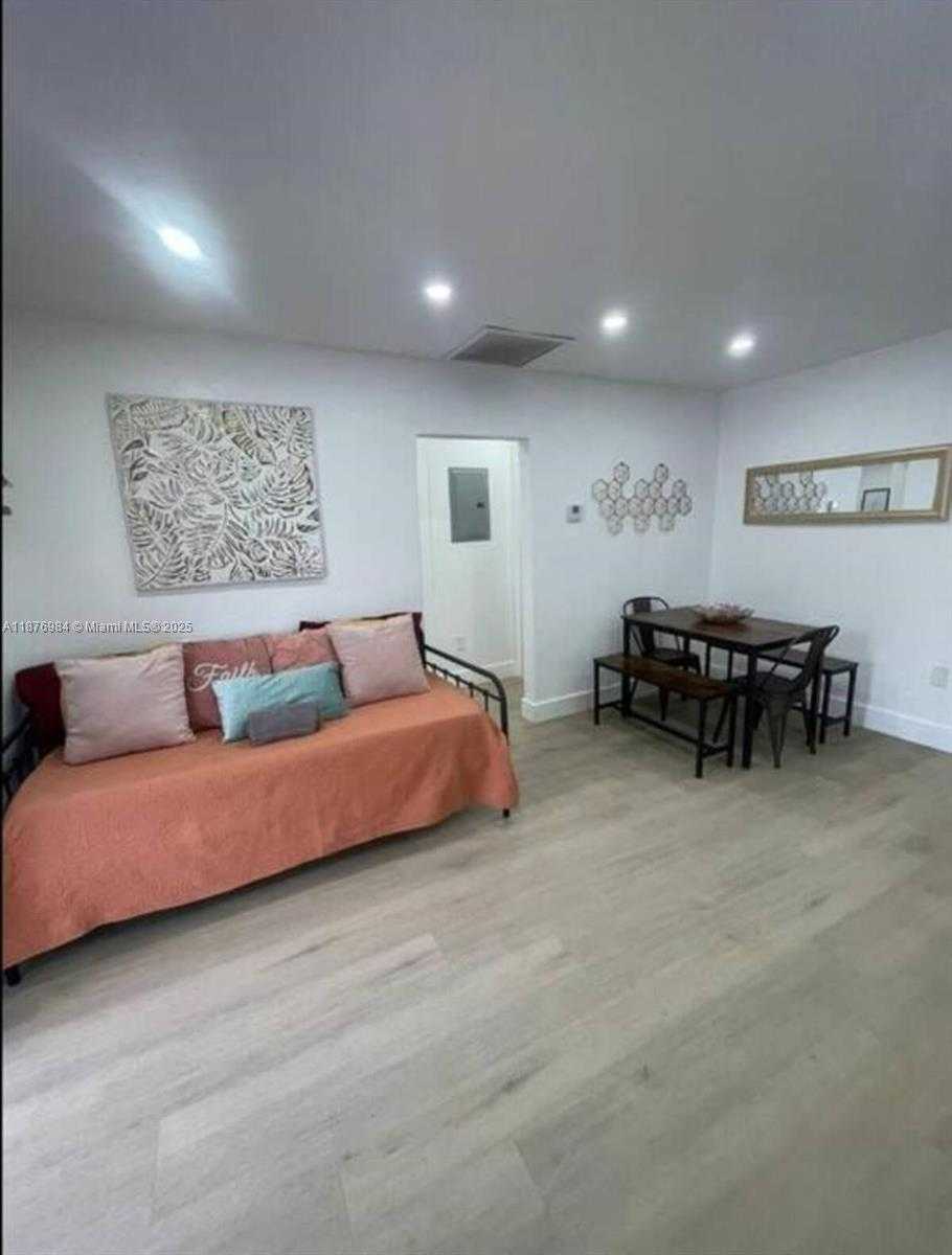 Small Image of 7814 NORTH WEST 5TH CT #2, Miami Number 22