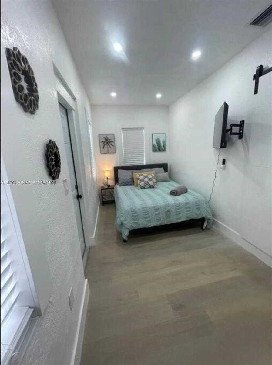 Small Image of 7814 NORTH WEST 5TH CT #2, Miami Number 30