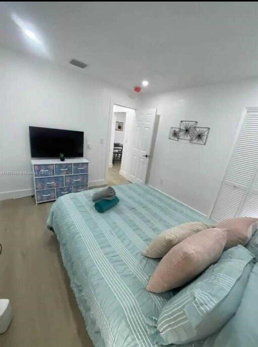 Small Image of 7814 NORTH WEST 5TH CT #2, Miami Number 34
