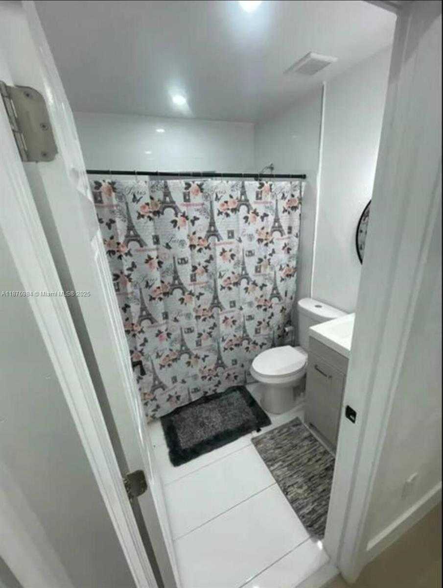 Small Image of 7814 NORTH WEST 5TH CT #2, Miami Number 39