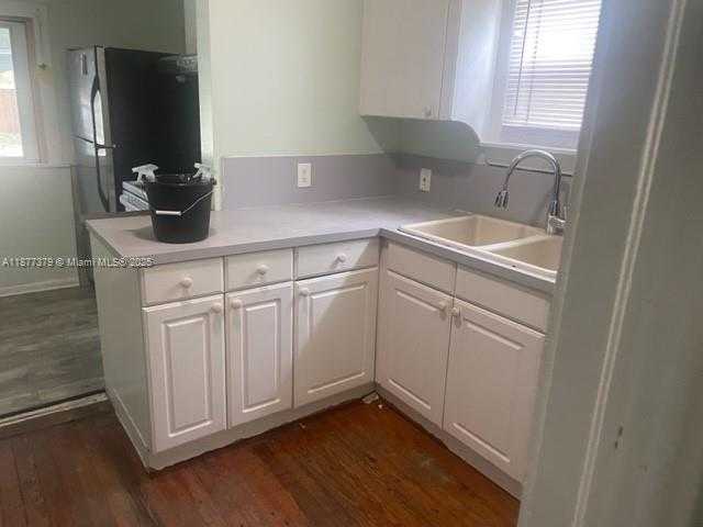 Small Image of 1041 NORTH EAST 35TH ST, Oakland Park Number 17